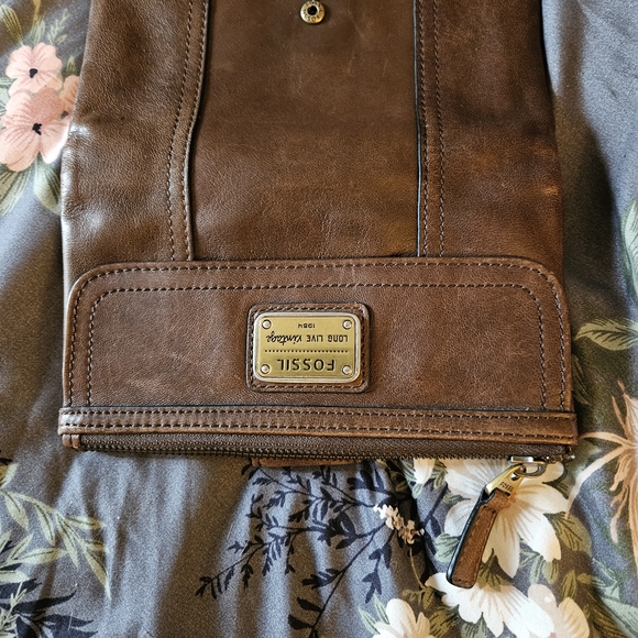 ✨️Fossil Vintage Brown Leather Women's Clutch - Picture 3 of 9